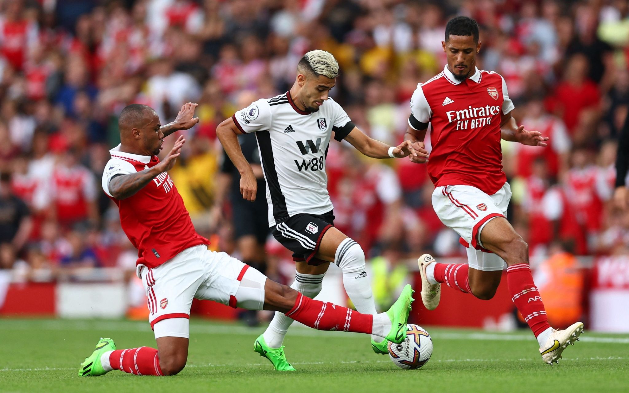 以及沟通不 以及沟通不