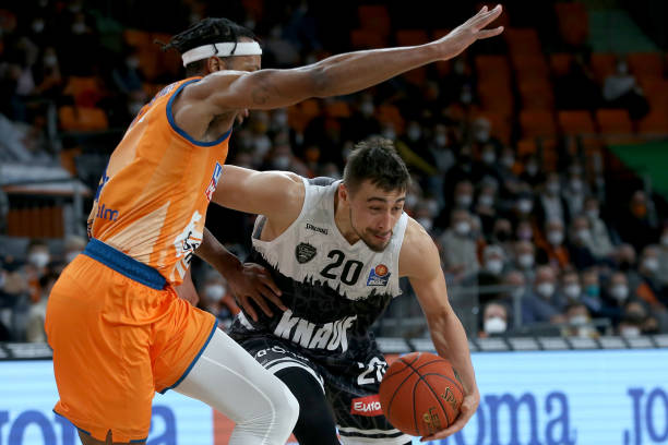 对于许多听 对于许多听