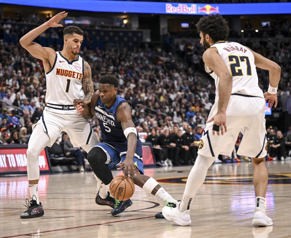 不仅注重球 不仅注重球